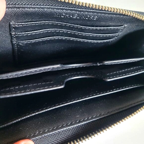 Michael Kors Black & Brown Signature Jet Set Monogram Zipper Wallet Silver - Picture 7 of 9